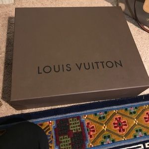 Big box Louis Vuitton on sale*********